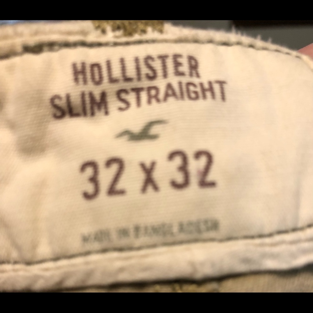 Hollister Khaki colored slim straight jeans. - Picture 6 of 8